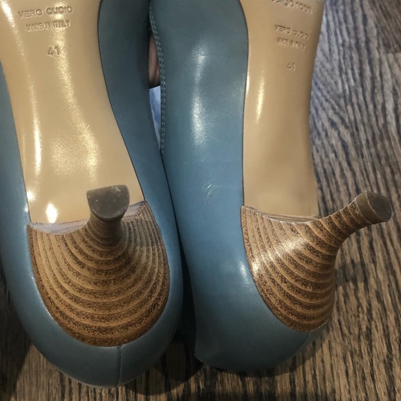 Sergio Rossi Kitten heels with silver buckle - Picture 4 of 6